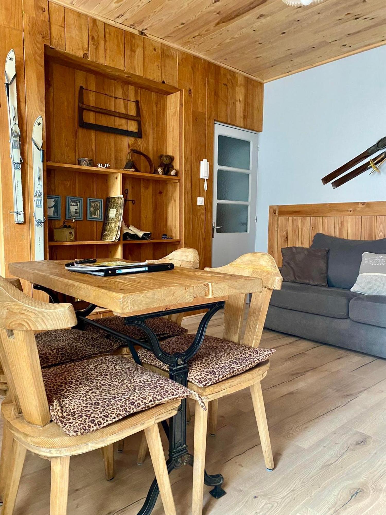 Le Passage Apartment Ax-les-Thermes Bagian luar foto
