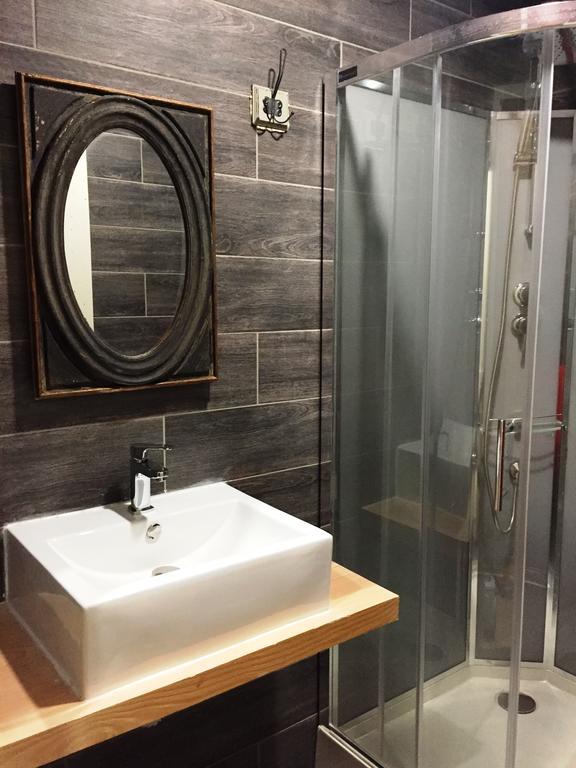 Le Passage Apartment Ax-les-Thermes Bagian luar foto