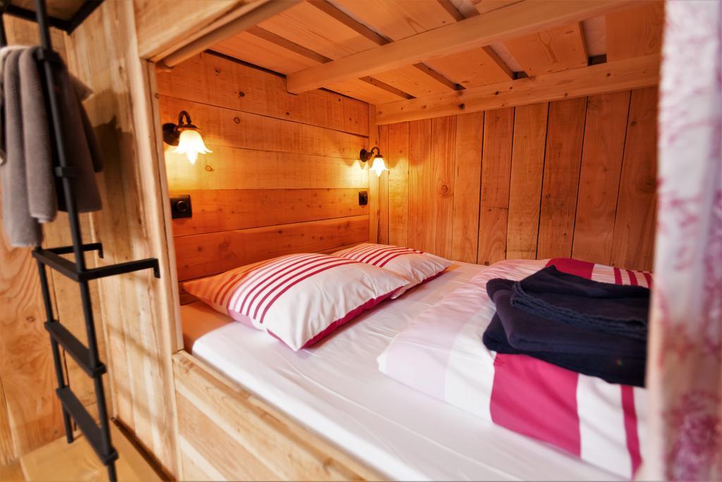 Le Passage Apartment Ax-les-Thermes Bagian luar foto